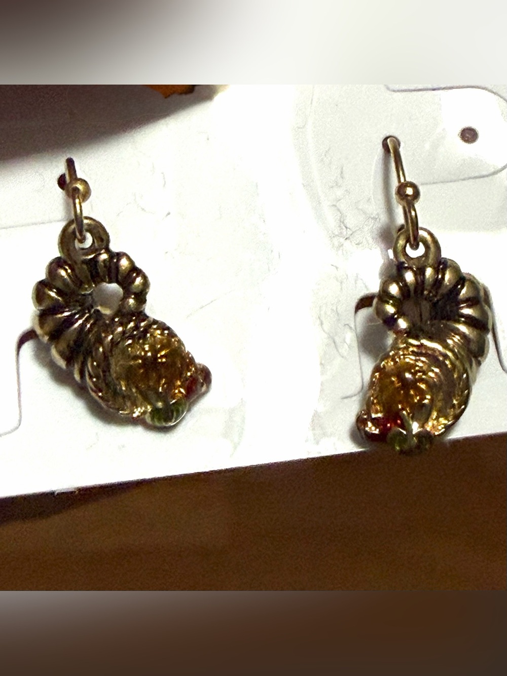 Thanksgiving Day Dinner Basket pierced earrings in Gold-Tone
